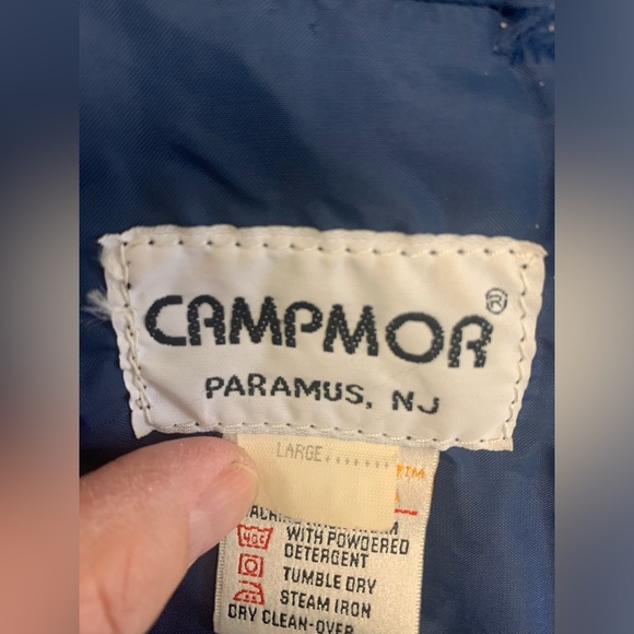 Campmor brand vintage Women's Hooded Jacket - Picture 9 of 15